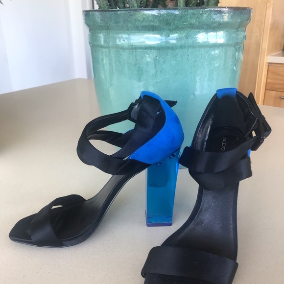 Heels - Picture 2 of 5